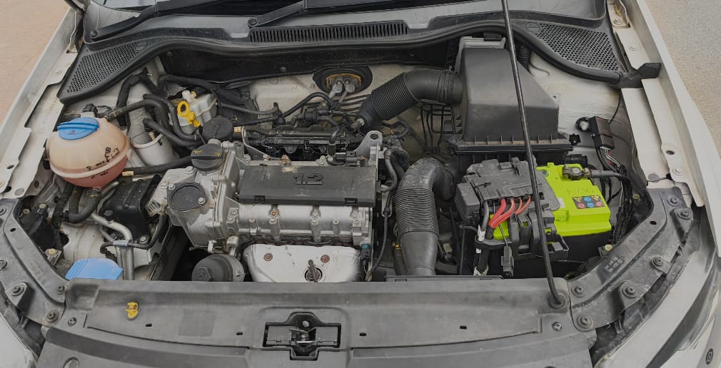Volkswagen Polo(2012-2014) Comfortline 1.2l P